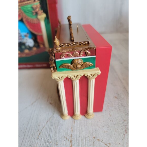 Carlton cards 1999 phantom of the Opera vintage music light up ornament Xmas - Picture 5 of 7